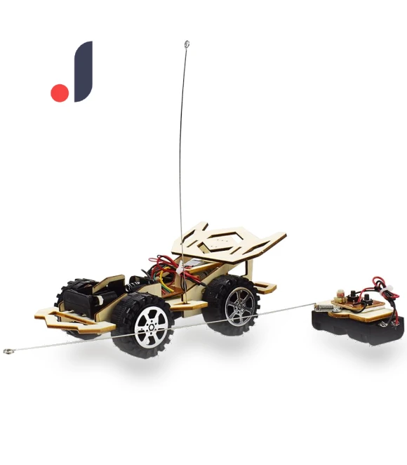 Phantom Racing Model Kit — Construction Kits, QT