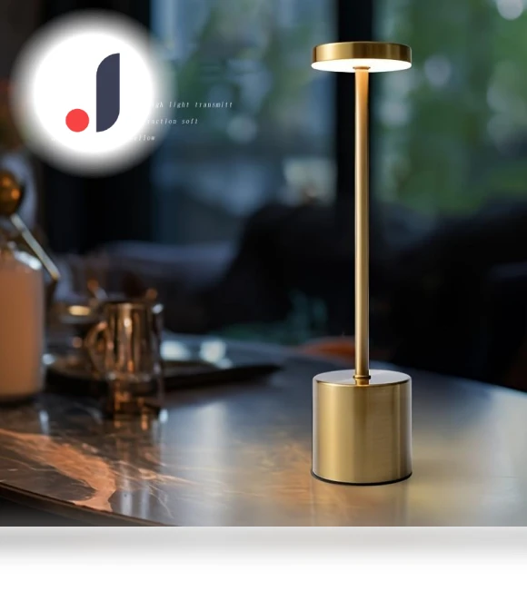 Modern Creative Metal Decorative Desk Lamp — Desk & Table Lighting, ZEKS