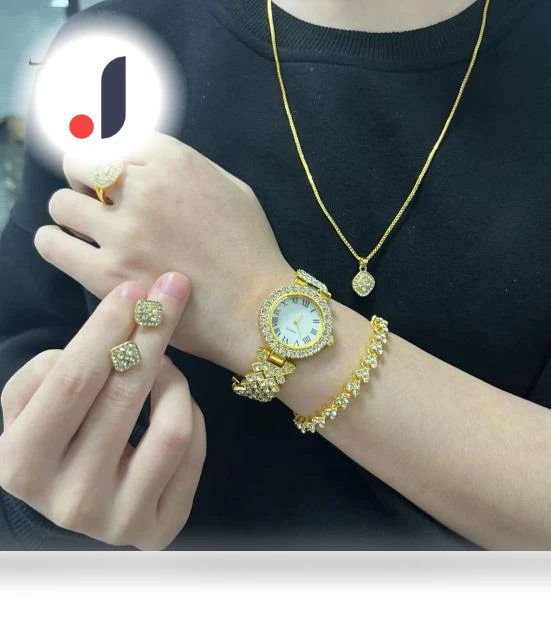 Smart Watch Set with Fitness Tracker and Jewelry — Smartwatches, Puntos Party Time