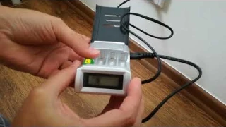 Palo NC05 LCD Battery Charger