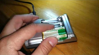 Palo NC05 LCD Battery Charger