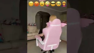 КАКОЙ СМАЙЛИК Я ПРОПУСТИЛА?