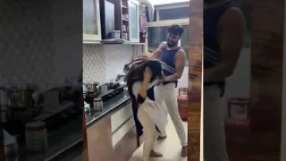 gas pe khade ho gaye ladki | vj pawan singh | shorts