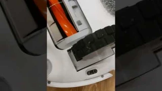 Xiaomi robot vacuum cleaner S10+ side brush removing and cleaning