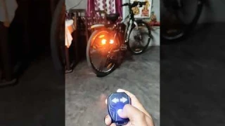 Bicycle rear indicator#tranding #electriccycle #ninetyonecycles #bicyclegadgets #cyclelight #cycle