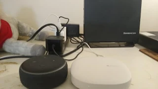 SAMSUNG GP-U999SJVLGDA 3rd Generation SmartThings Hub, White Amazon Review