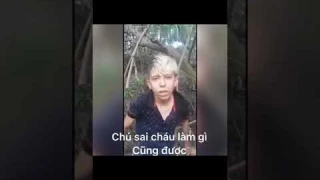 Cậu bé đáng thương ở Brazil.