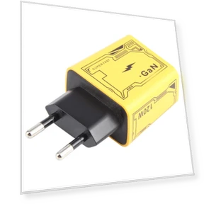 GaN 120W चार्ज एडाप्टर 4 पोर्ट — चार्जर और एडाप्टर, KO-72