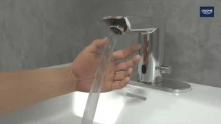 Бесконтактный инфракрасный смеситель для раковины Grohe Bau Cosmopolitan E 36451000