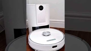 ROBO VACUUM THAT MOPS!!! #cleaning #cleanwithme #cleanhome #asmr #fyp #robovac #gadgets #new #trend