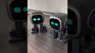 Emo Robots Swap Headphones, Swap Emotions